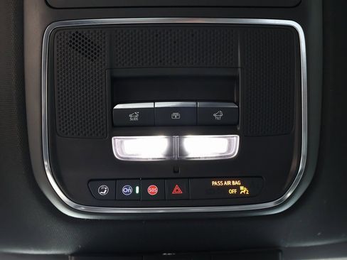 Certified 2024 Chevrolet Traverse RS w/ LPO, Floor Liner Package image 23