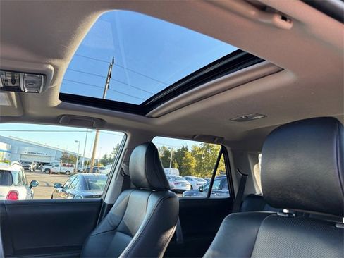 Used 2022 Toyota 4Runner Limited image 29