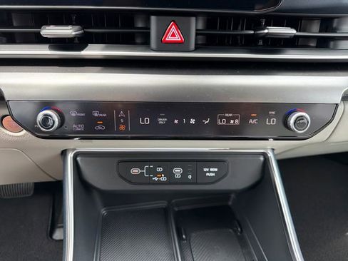 New 2026 Kia Carnival SX Prestige FWD image 14