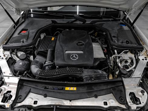 Used 2018 Mercedes-Benz E 300 w/ Premium 1 Package image 59