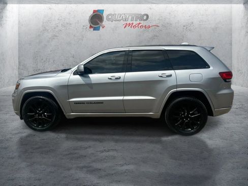 Used 2020 Jeep Grand Cherokee Altitude AWD/4WD image 2