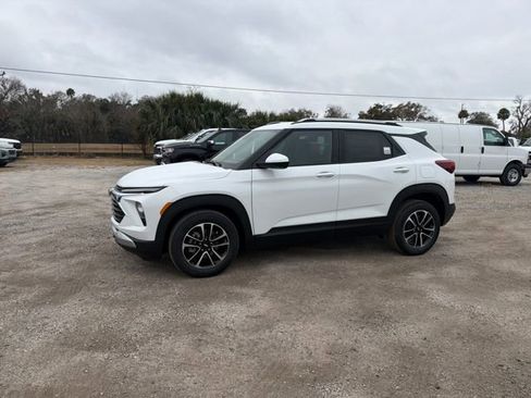 New 2026 Chevrolet TrailBlazer LT w/ Driver Confidence Package image 3