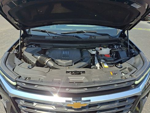 Used 2024 Chevrolet Traverse LS w/ LPO, Floor Liner Package AWD/4WD image 28