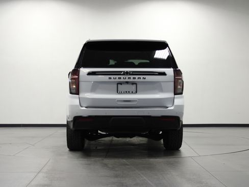 Used 2023 Chevrolet Suburban Z71 w/ Luxury Package image 5
