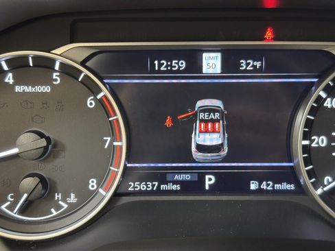 Used 2023 Nissan Rogue SL w/ SL Premium Package image 33