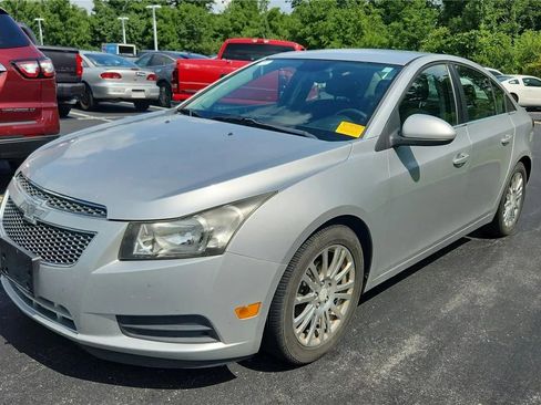 Used 2013 Chevrolet Cruze Eco FWD image 6