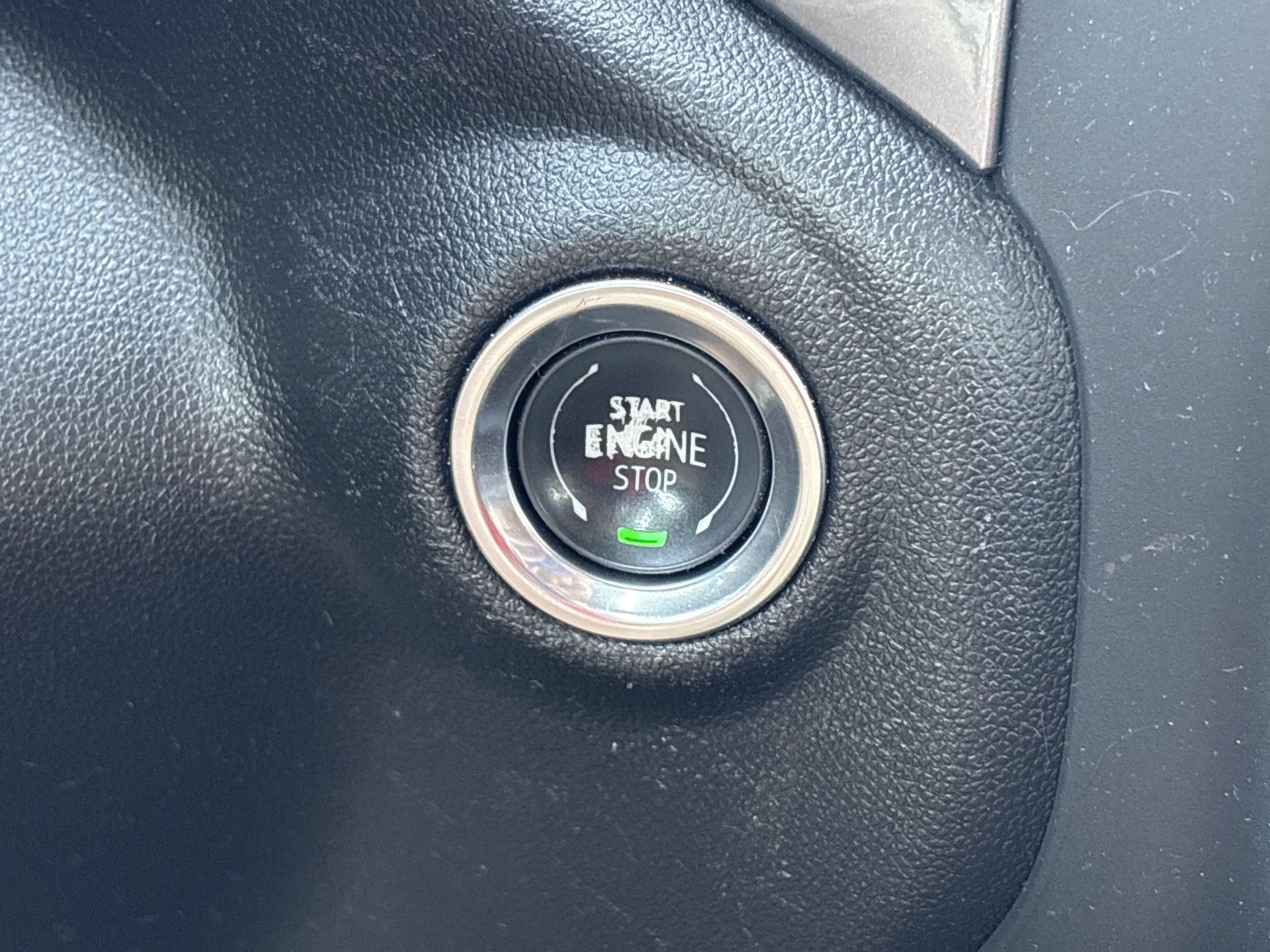 Used 2024 Chevrolet Silverado 1500 Custom RWD image 8