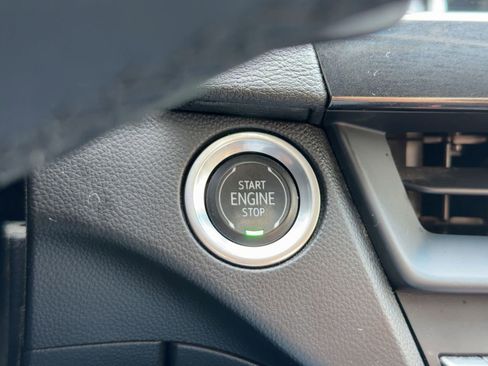 Used 2020 Cadillac CT4 Premium Luxury image 23