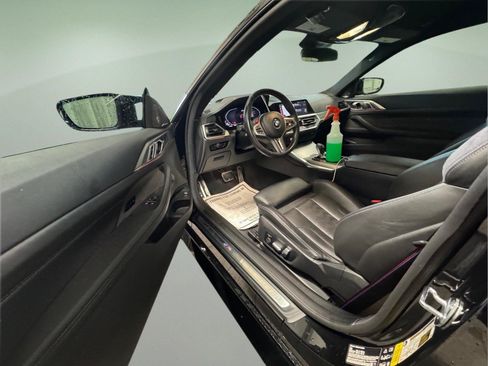 Used 2023 BMW M4 xDrive Competition AWD/4WD image 16