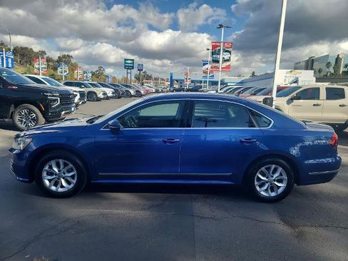 Used 2017 Volkswagen Passat 1.8T S image 5