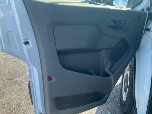 New 2026 Ford Transit 250 148 Medium Roof RWD image 15
