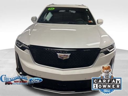 Used 2023 Cadillac XT6 Sport w/ Technology Package image 8