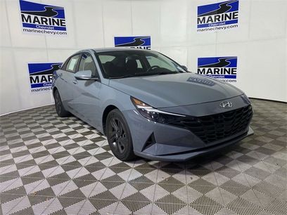 Used 2023 Hyundai Elantra SEL