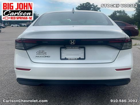 Used 2024 Honda Accord EX image 12