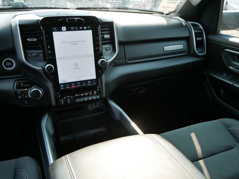 Used 2023 RAM 1500 Big Horn AWD/4WD image 11