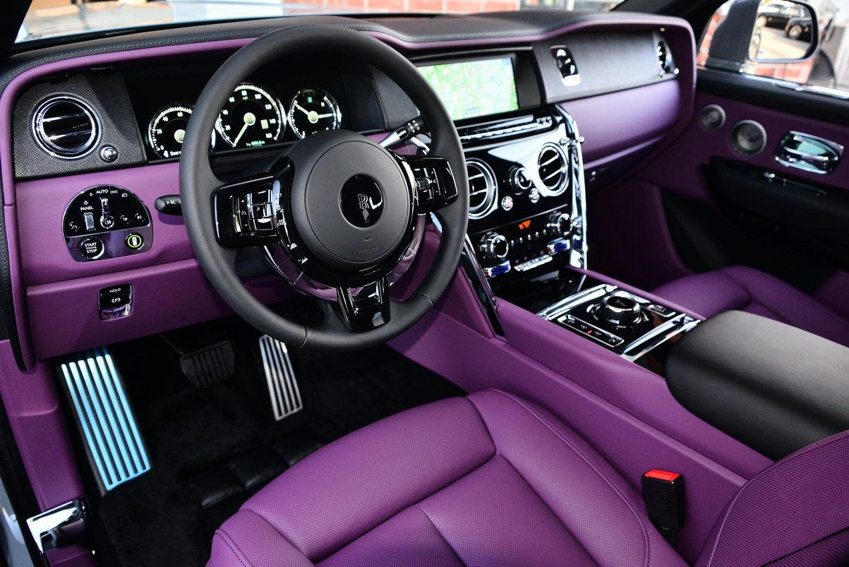 Certified 2022 Rolls-Royce Cullinan w/ Technology Package AWD/4WD image 12