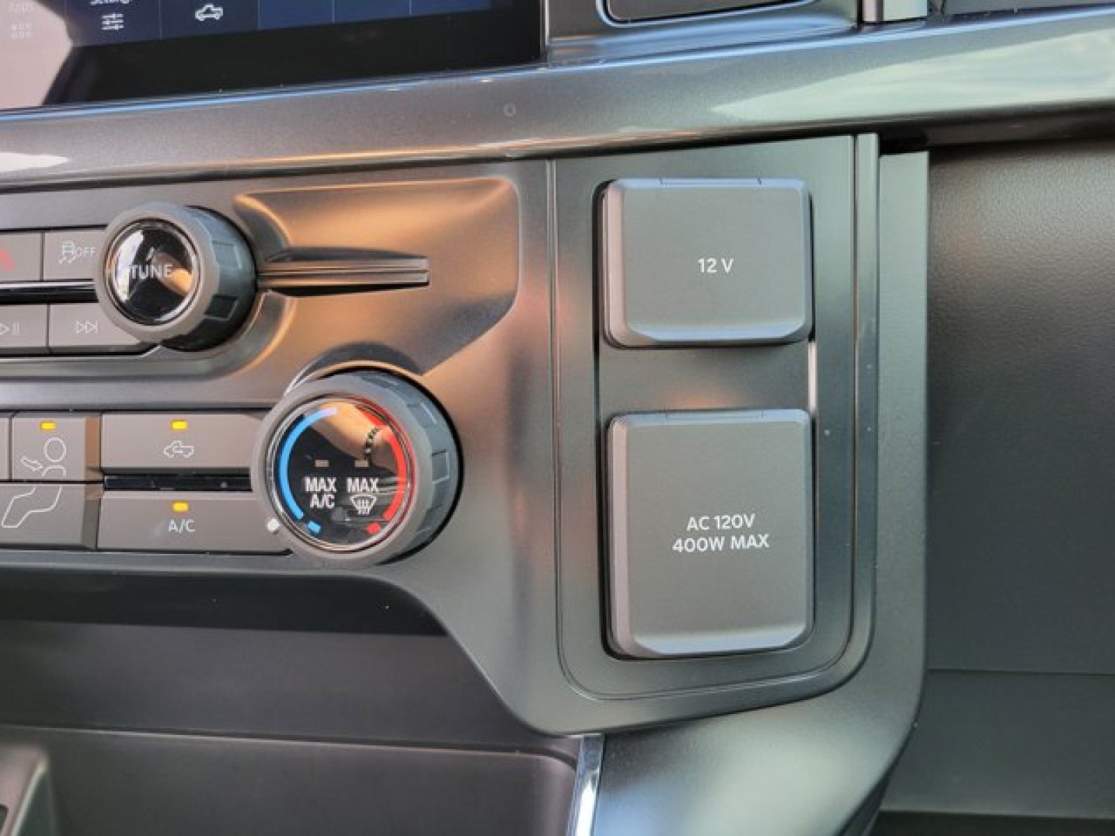 Used 2025 Ford F150 STX w/ Equipment Group 200A RWD image 24