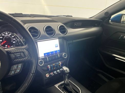 Used 2020 Ford Mustang Coupe w/ Equipment Group 101A RWD image 27