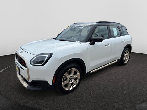 Used 2025 MINI Cooper Countryman S AWD/4WD image 3