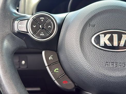 Used 2019 Kia Soul w/ Convenience Package FWD image 30