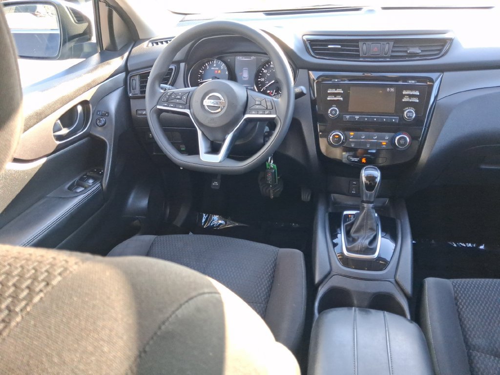 Used 2017 Nissan Rogue Sport S w/ S Appearance Package FWD image 15