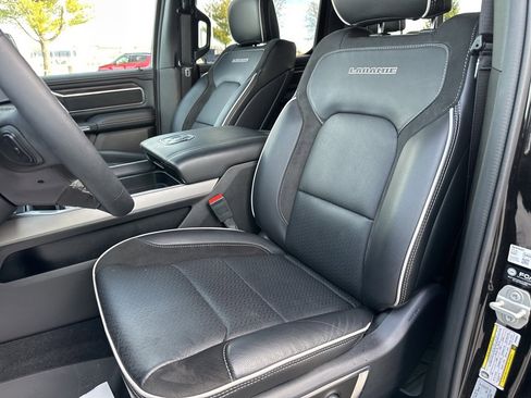 Used 2025 RAM 1500 Laramie image 70