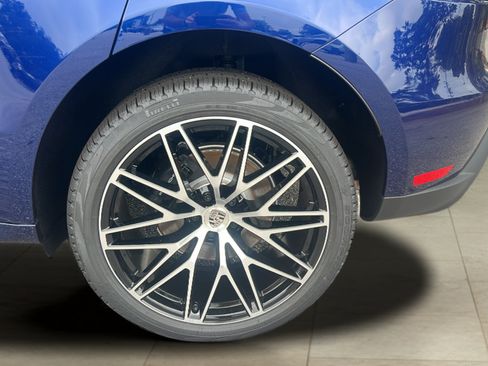 New 2026 Porsche Macan AWD/4WD image 14