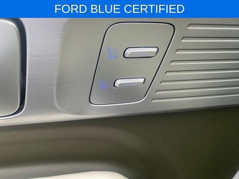 Used 2025 Hyundai Santa Fe Calligraphy AWD/4WD image 11