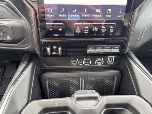 New 2026 RAM 3500 Limited AWD/4WD image 37
