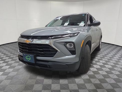 Used 2024 Chevrolet TrailBlazer LS AWD/4WD image 7