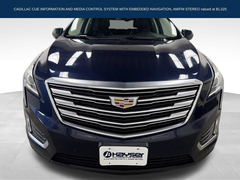 Used 2017 Cadillac XT5 Luxury w/ Driver Awareness Package AWD/4WD image 3