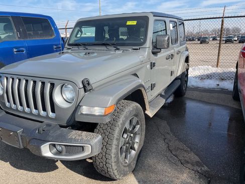 Used 2021 Jeep Wrangler Unlimited Sahara w/ Uconnect 4C Nav & Sound Group image 6