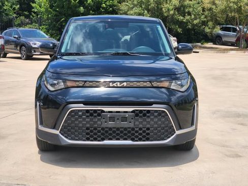 Certified 2023 Kia Soul LX w/ Option Group 015 FWD image 2