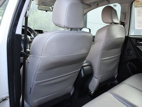 Used 2015 Subaru Forester 2.5i Limited image 22
