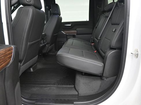 Used 2023 Chevrolet Silverado 3500 High Country image 16