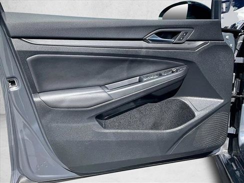 Used 2024 Volkswagen GTI SE image 18