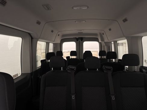 Used 2020 Ford Transit 350 XL image 25
