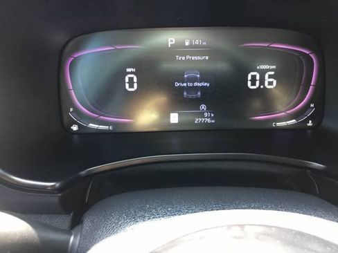 Used 2024 Kia Soul LX w/ Option Group 015 FWD image 15