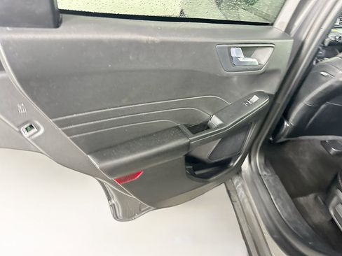 Used 2024 Ford Escape ST-Line w/ Cold Weather Package image 25