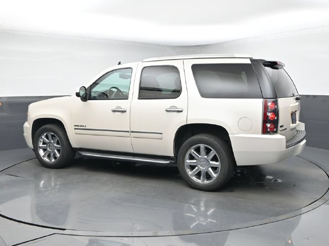 Used 2012 GMC Yukon Denali RWD image 6