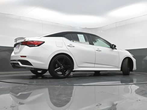 Used 2024 Nissan Sentra SR FWD image 28