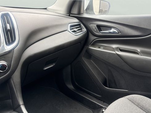 Used 2023 Chevrolet Equinox LT image 19