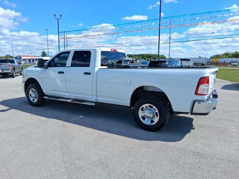 Used 2024 RAM 2500 Tradesman w/ Chrome Appearance Group AWD/4WD image 10
