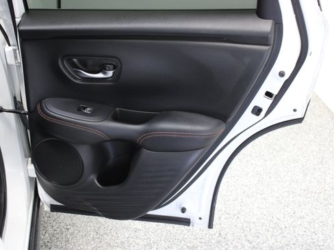 Used 2024 Honda HR-V Sport image 30