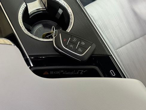 Certified 2024 Cadillac Lyriq Luxury RWD image 23