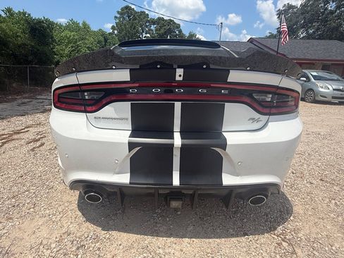 Used 2019 Dodge Charger R/T image 6