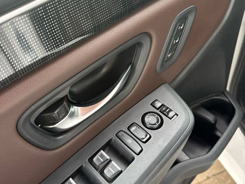 Used 2024 Honda Pilot Elite image 14