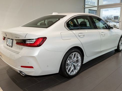 Used 2026 BMW 330i xDrive Sedan w/ Premium Package image 5