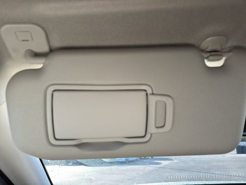 New 2025 Nissan Sentra SR image 25