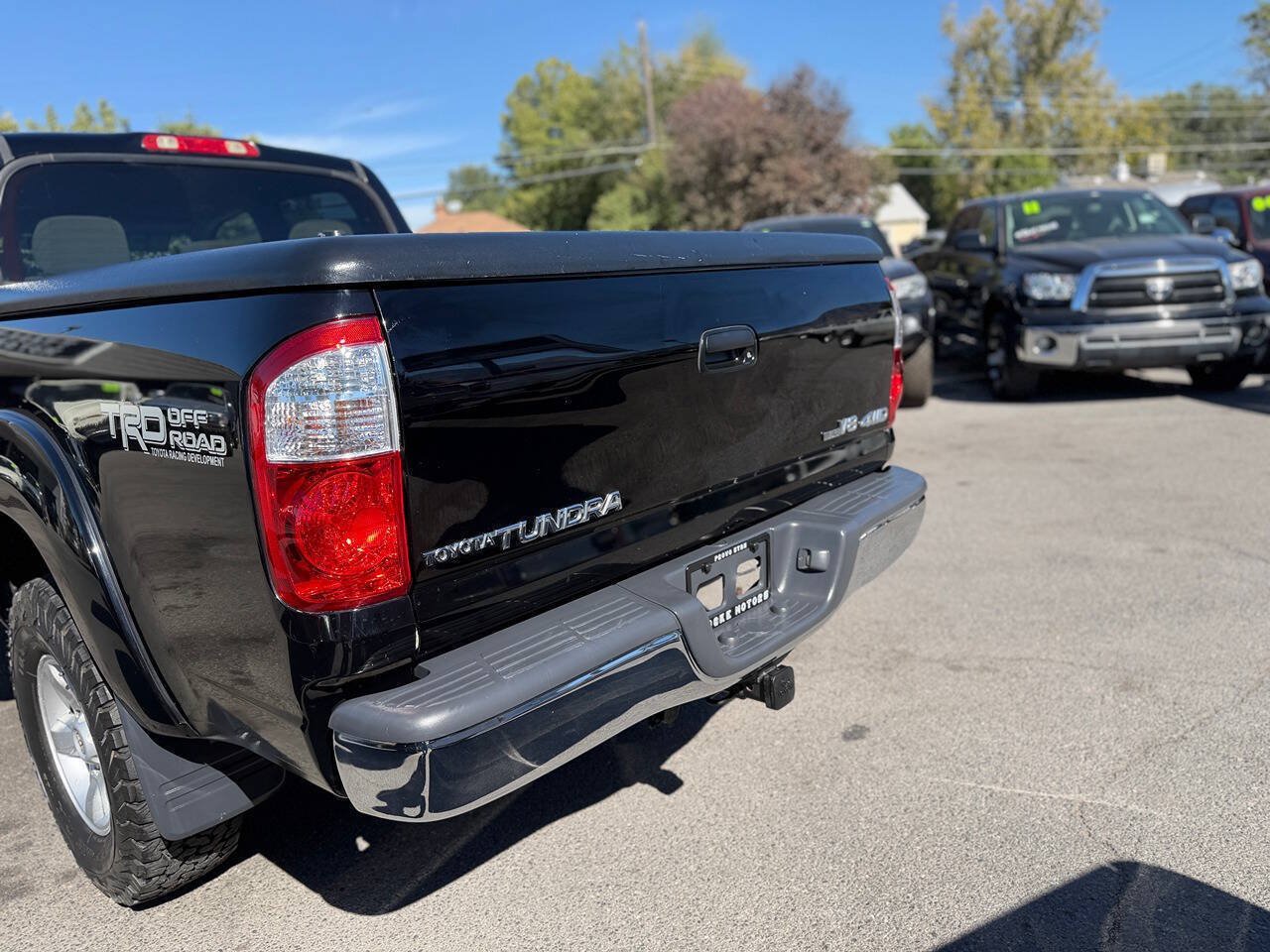 Used 2005 Toyota Tundra SR5 w/ TRD Off-Road Pkg AWD/4WD image 9